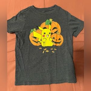Old Navy Gray Size 6-7  Shirt with Yellow and Orange Design